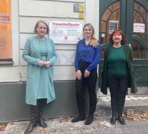 SkF Berlin Lisa Paus Besucht Frauentreffpunkt 1